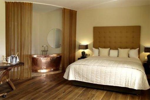 фото отеля Lisloughrey Lodge