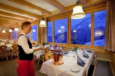 фото отеля Hotel Alpensonne Arosa
