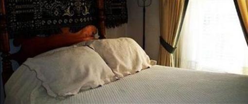 фото отеля Elk Forge B&B Inn, Retreat and Day Spa