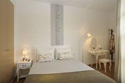 фото отеля Apartments Hostemplo Suites Barcelona