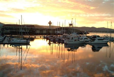 фото отеля Somerset on the Pier Apartments Hobart