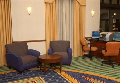 фото отеля SpringHill Suites Warrenville