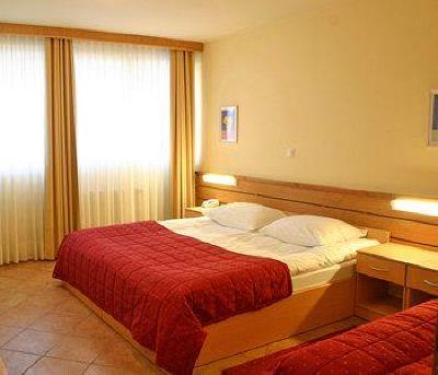фото отеля Ljubljana Resort and Camp Jezica