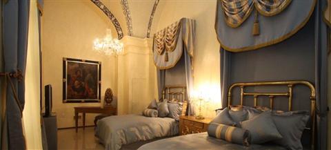 фото отеля Hotel Palacio Borghese