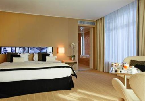 фото отеля JW Marriott Cannes