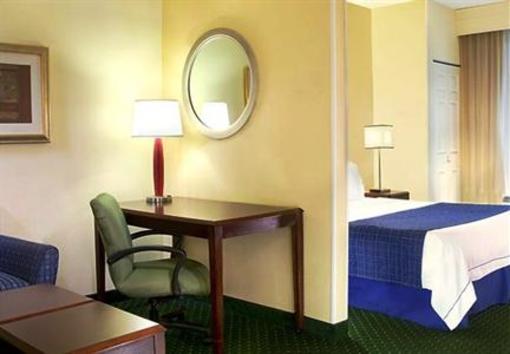 фото отеля SpringHill Suites Boston Peabody