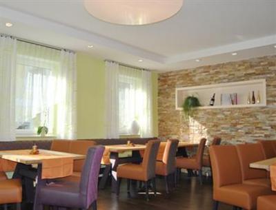 фото отеля Hotel Zur Sonne Herrieden
