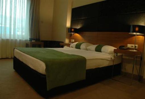 фото отеля Black Cloud Hotel