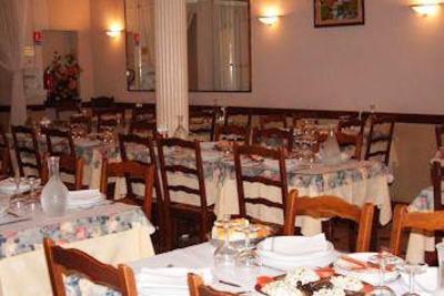 фото отеля Hotel Normandie Lourdes