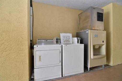 фото отеля Quality Inn Live Oak