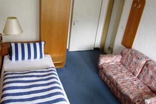 фото отеля Hotel Zur Linde Bad Herrenalb