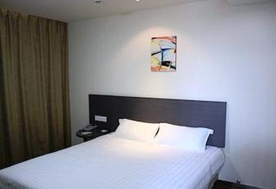 фото отеля Green Tree Inn Ningbo Baizhang East Road