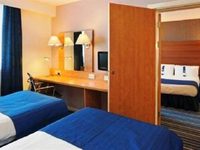 Holiday Inn Express Nuneaton