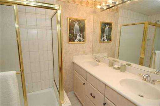 фото отеля Frias Properties - Galena St Neighborhood