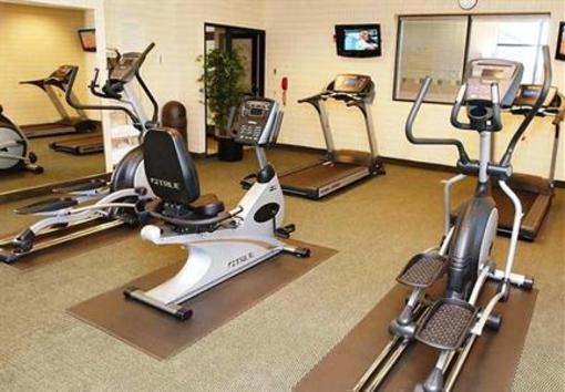 фото отеля Courtyard by Marriott Republic Airport Long Island/Farmingdale