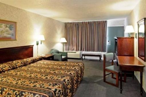 фото отеля Americas Best Value Inn & Suites - Memphis Graceland