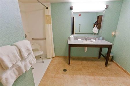 фото отеля Hampton Inn & Suites Exeter