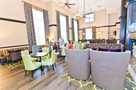 фото отеля Hampton Inn & Suites Exeter