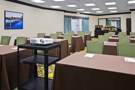 фото отеля Hampton Inn & Suites Exeter