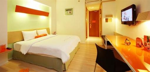 фото отеля Harris Hotel Sentul City Bogor