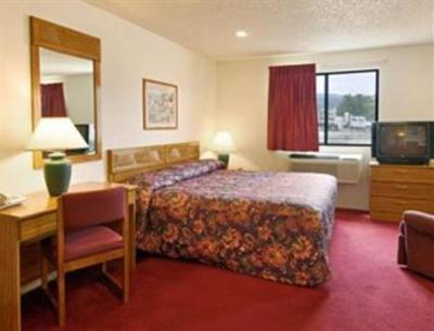 фото отеля Super 8 Cedar City