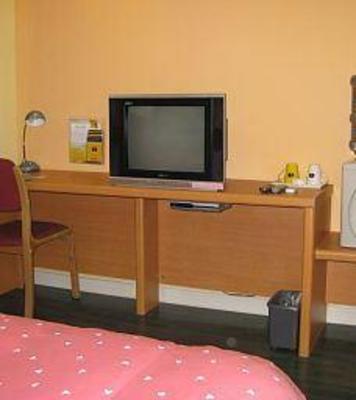 фото отеля Home Inn Taiqinggong Branch Shenyang