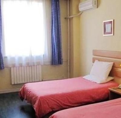 фото отеля Home Inn Taiqinggong Branch Shenyang