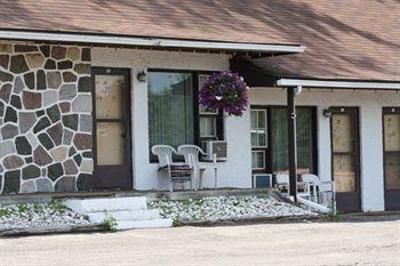 фото отеля Motel Des Pays D'en Haut