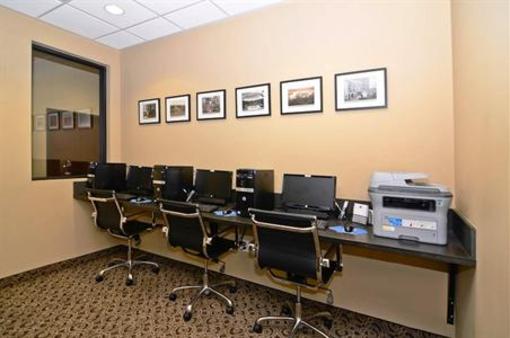 фото отеля Best Western Lacey Inn & Suites
