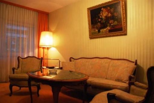 фото отеля Hotel am Westend