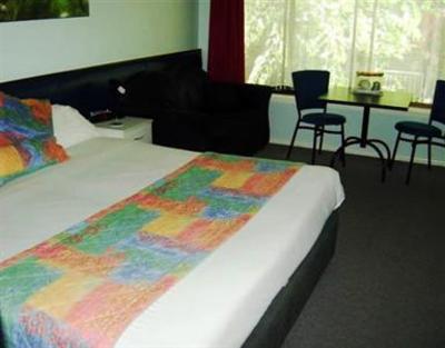 фото отеля Poinciana Motel
