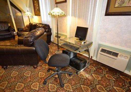 фото отеля Quality Inn & Suites Council Bluffs