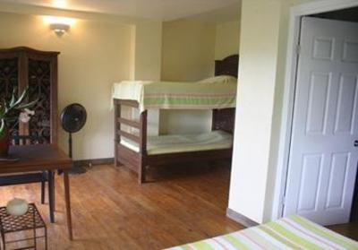 фото отеля Funky Monkey Lodge