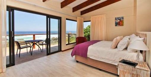 фото отеля Arch Rock Seaside Accommodation
