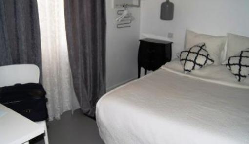 фото отеля Aquitain Hotel