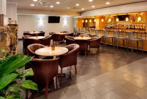 фото отеля Holiday Inn Fort Lee