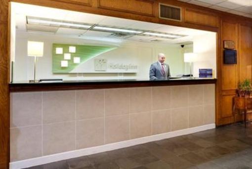 фото отеля Holiday Inn Fort Lee