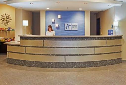 фото отеля Holiday Inn Express & Suites Gateway to Yosemite