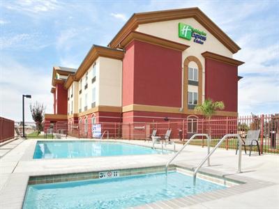фото отеля Holiday Inn Express & Suites Gateway to Yosemite
