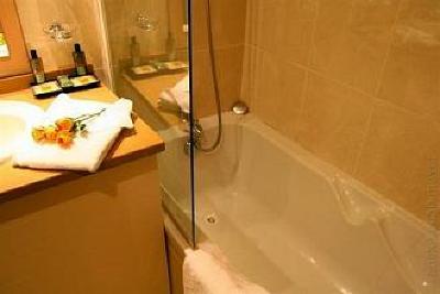 фото отеля Excelsuites Hotel - Residence