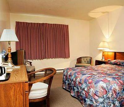фото отеля Fuller Lake Motel