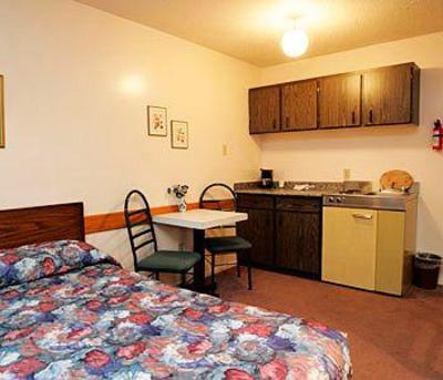 фото отеля Fuller Lake Motel