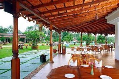 фото отеля Chariot Beach Resort