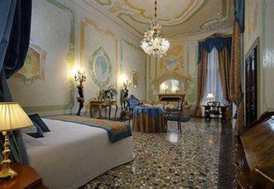 фото отеля Palazzo Paruta