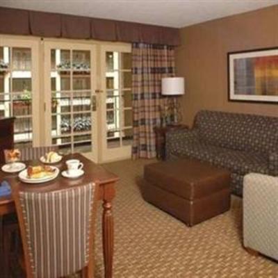 фото отеля Embassy Suites Bloomington