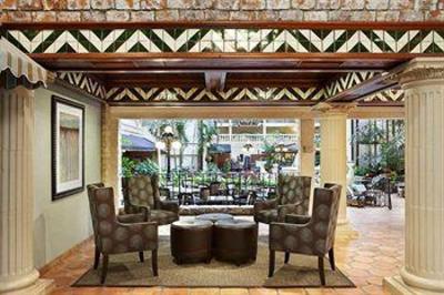 фото отеля Embassy Suites Bloomington