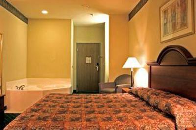 фото отеля BEST WESTERN Tulsa Inn & Suites