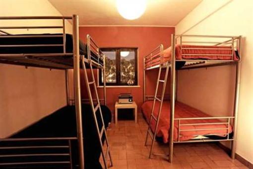 фото отеля Shelter Lagos