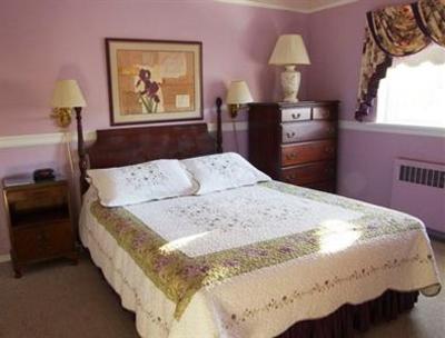 фото отеля Glenora Bed & Breakast Inn