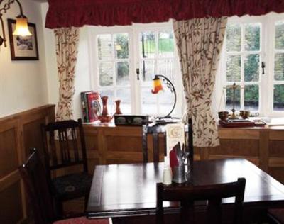 фото отеля The Crown Inn Puncknowle